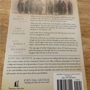Twelve Ordinary Men by - John MacArthur- Paperback